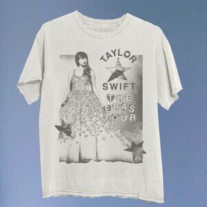 *OFFICIAL MERCH* XXL The Eras Tour Photo Oversized T-Shirt
